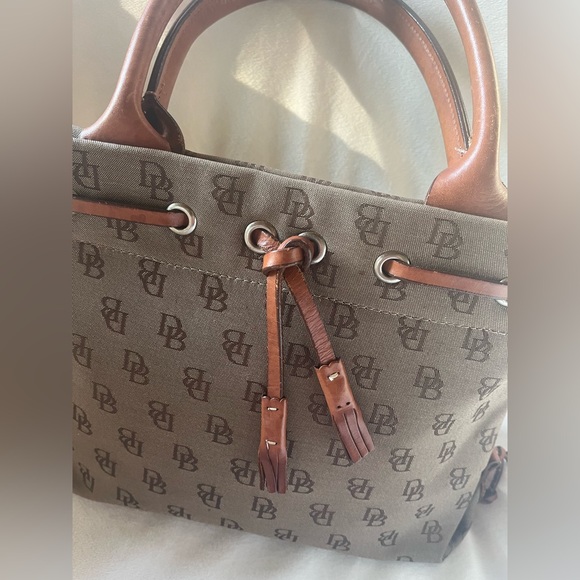 Dooney & Bourke Tan Monogram Bag made in USA - Picture 2 of 12